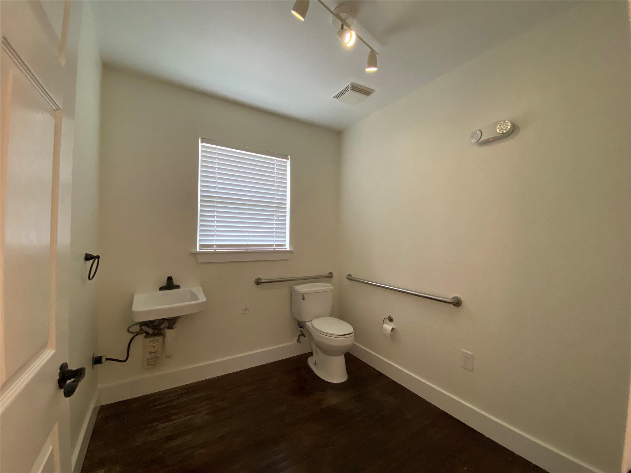 1005 S Rock Street Georgetown TX 78626