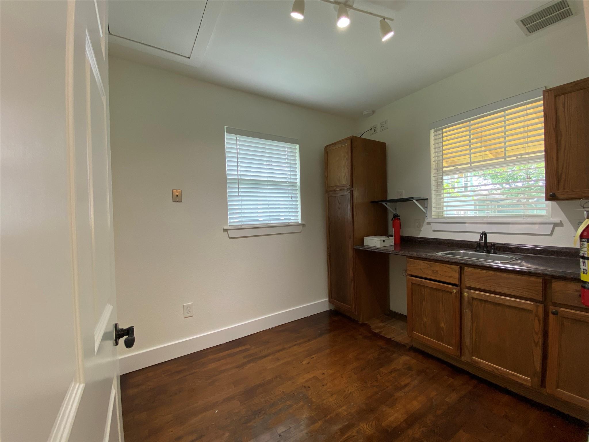 1005 S Rock Street Georgetown TX 78626