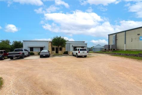 275 Frog Pond Lane Dripping Springs TX 78620