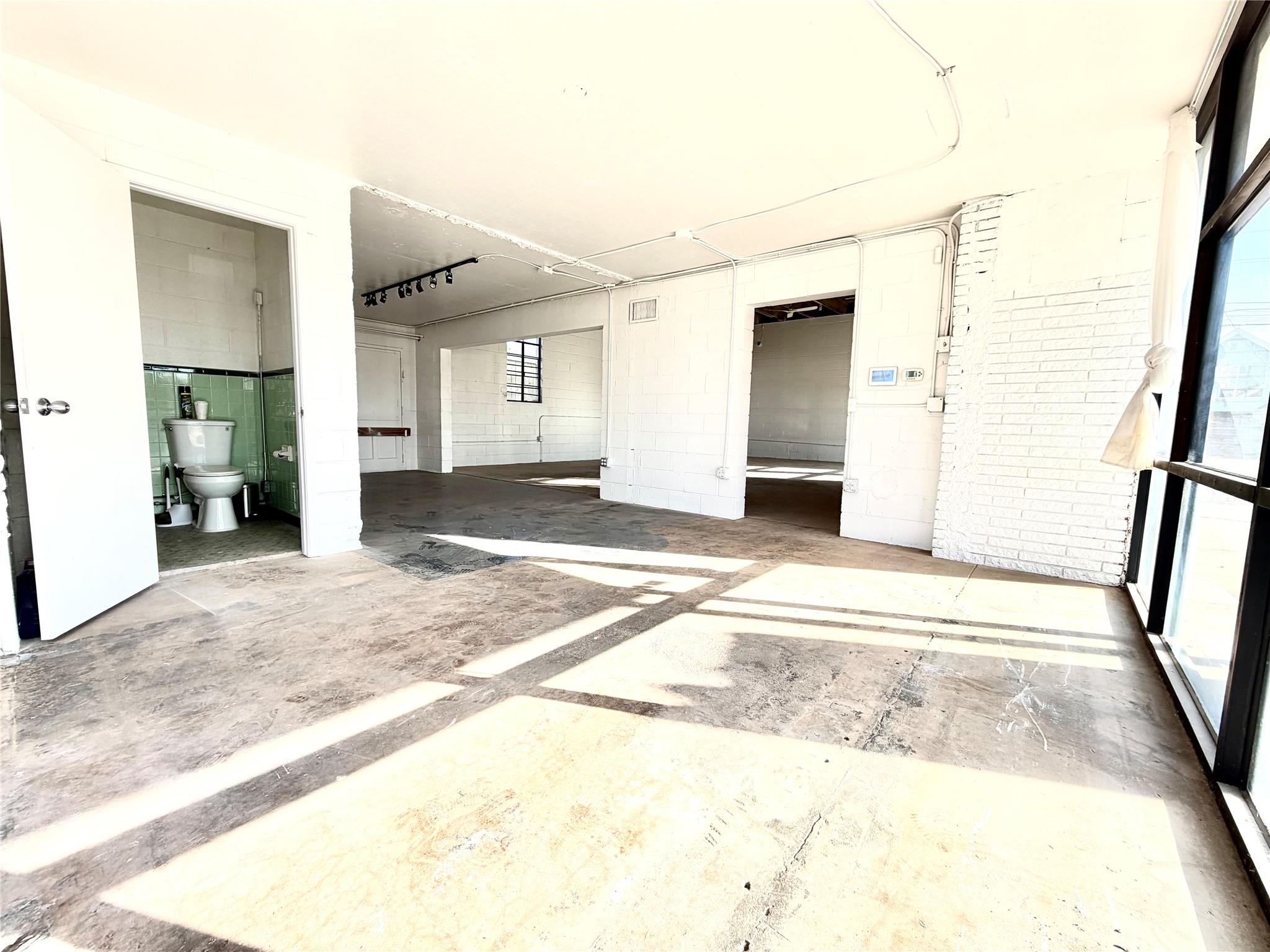 1901 E 12th Street Austin TX 78702