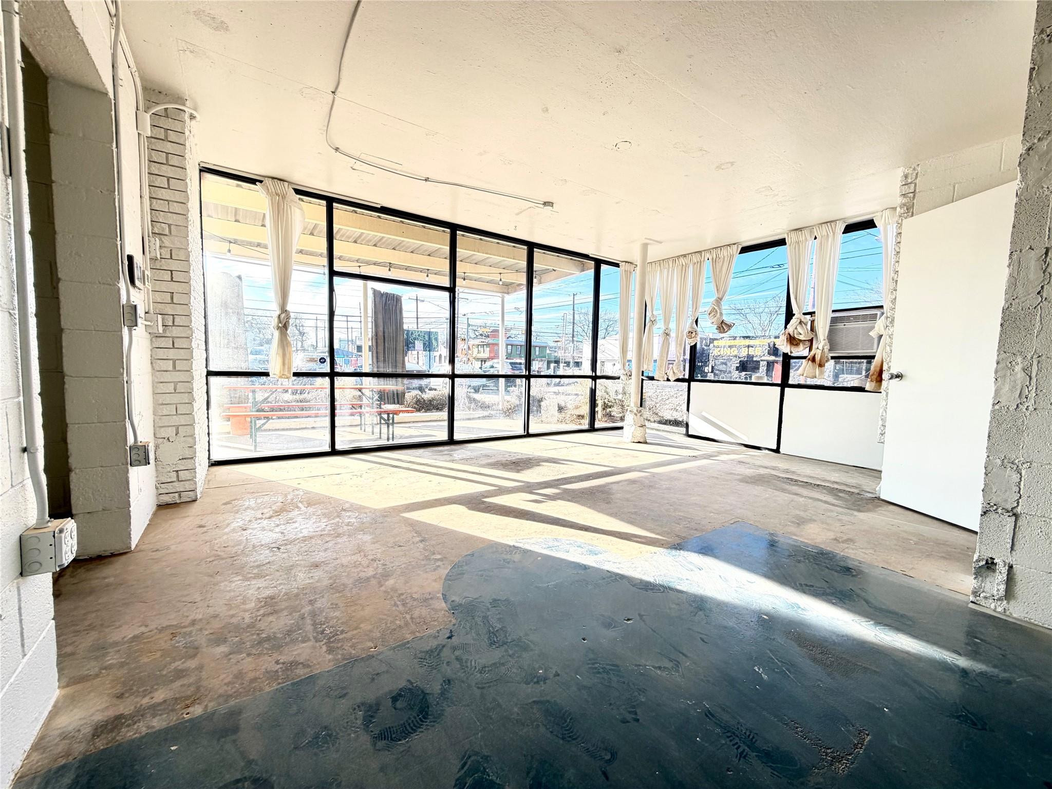 1901 E 12th Street Austin TX 78702