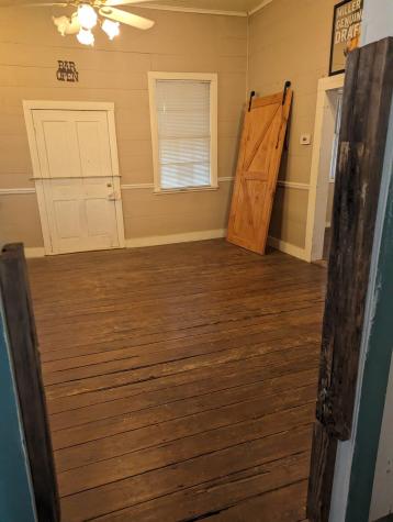 3277 W Highway 21 Highway Lincoln TX 78948