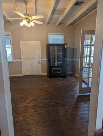 3277 W Highway 21 Highway Lincoln TX 78948