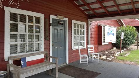 3277 W Highway 21 Highway Lincoln TX 78948
