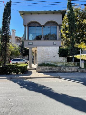1529 Barton Springs Road Austin TX 78704