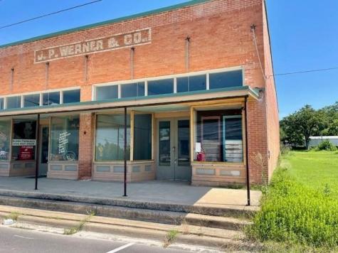 412 W Batte Street Cameron TX 76520