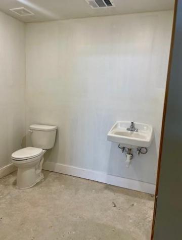 412 W Batte Street Cameron TX 76520