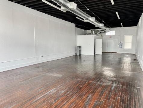1427 N Austin Street Seguin TX 78155