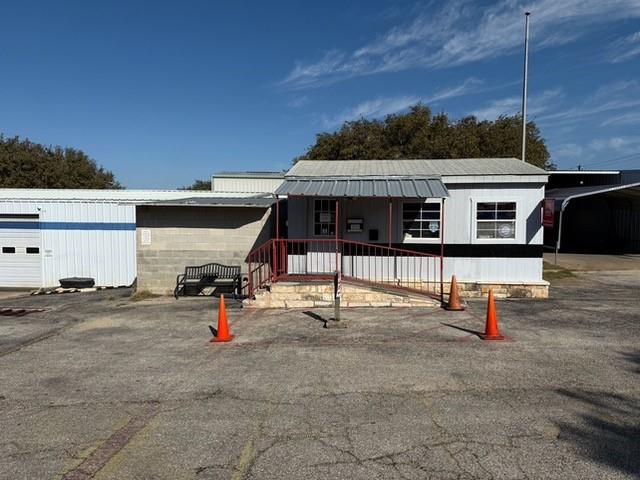 804 Bee Creek Road Spicewood TX 78669
