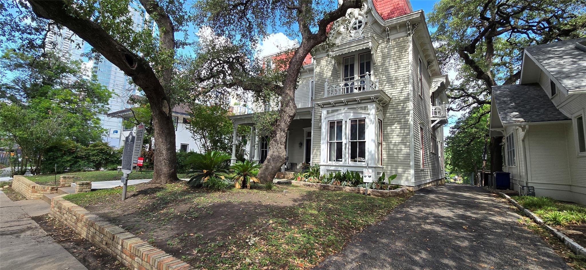 702 Rio Grande Street Austin TX 78701