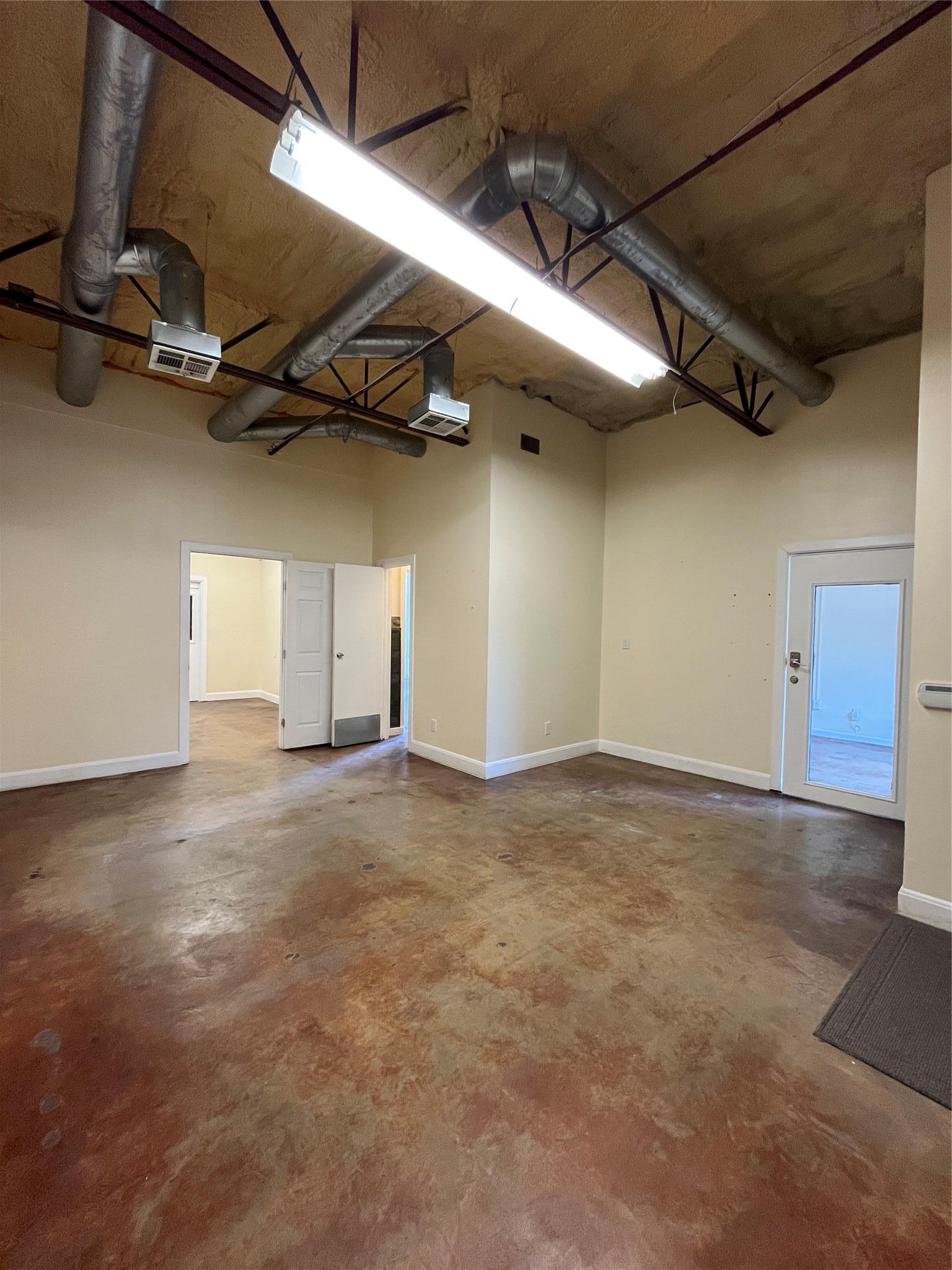 513 Thompson Lane Austin TX 78742