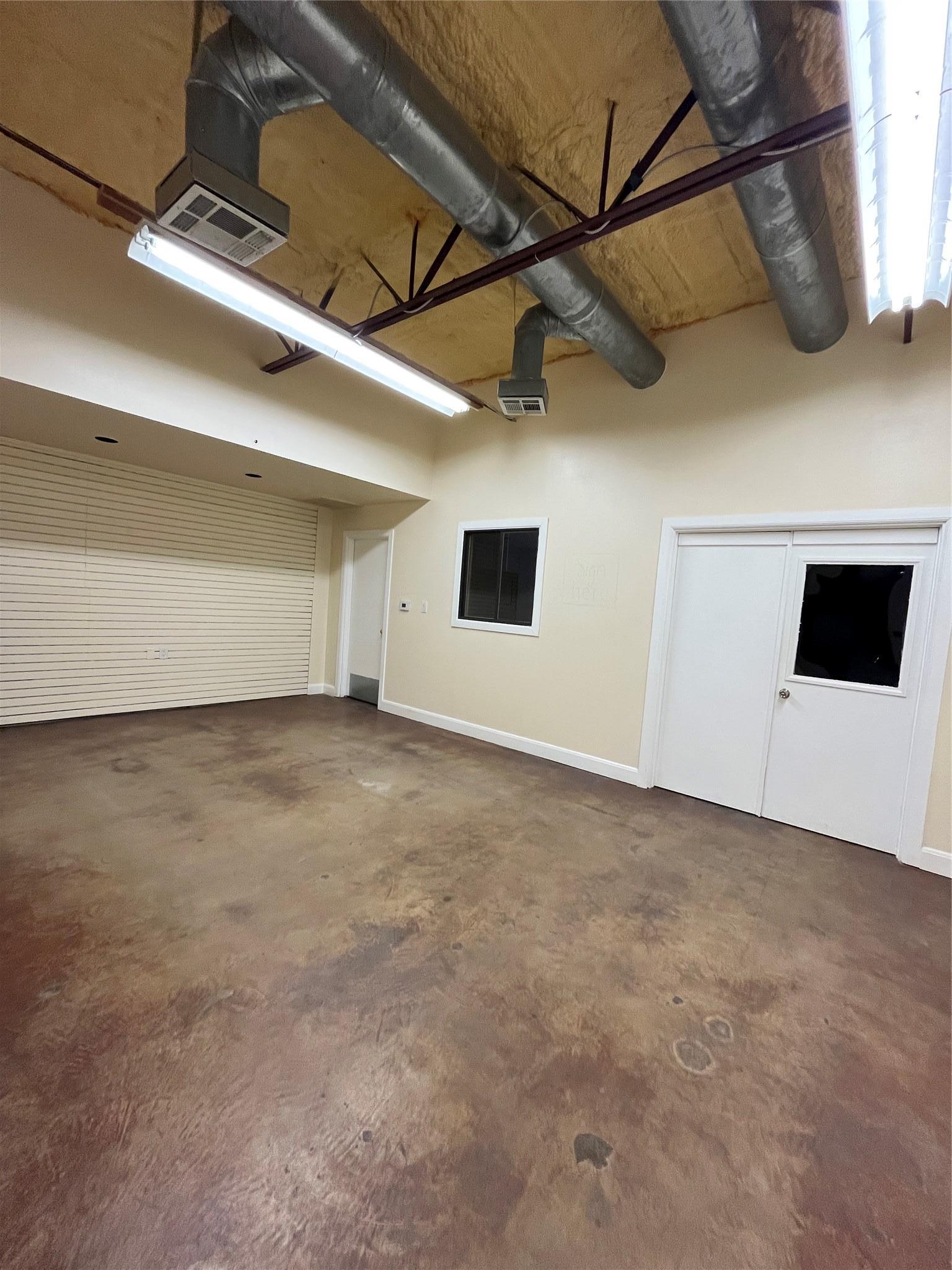 513 Thompson Lane Austin TX 78742