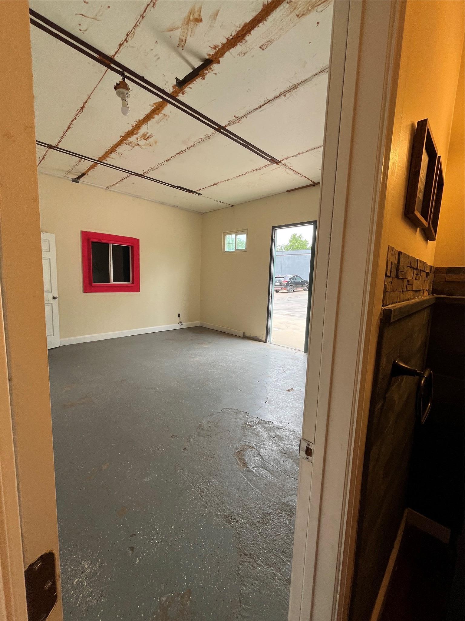 513 Thompson Lane Austin TX 78742