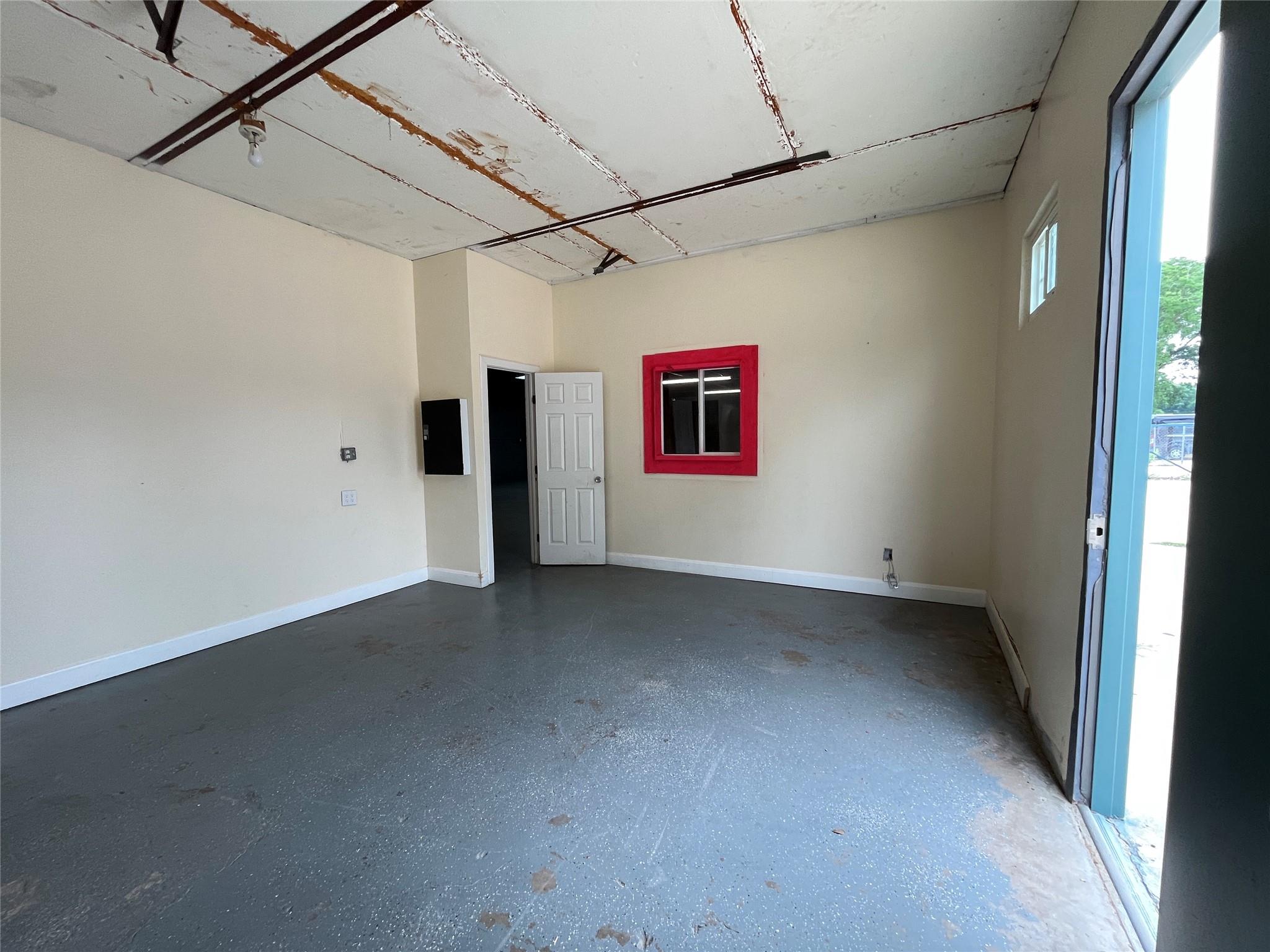 513 Thompson Lane Austin TX 78742