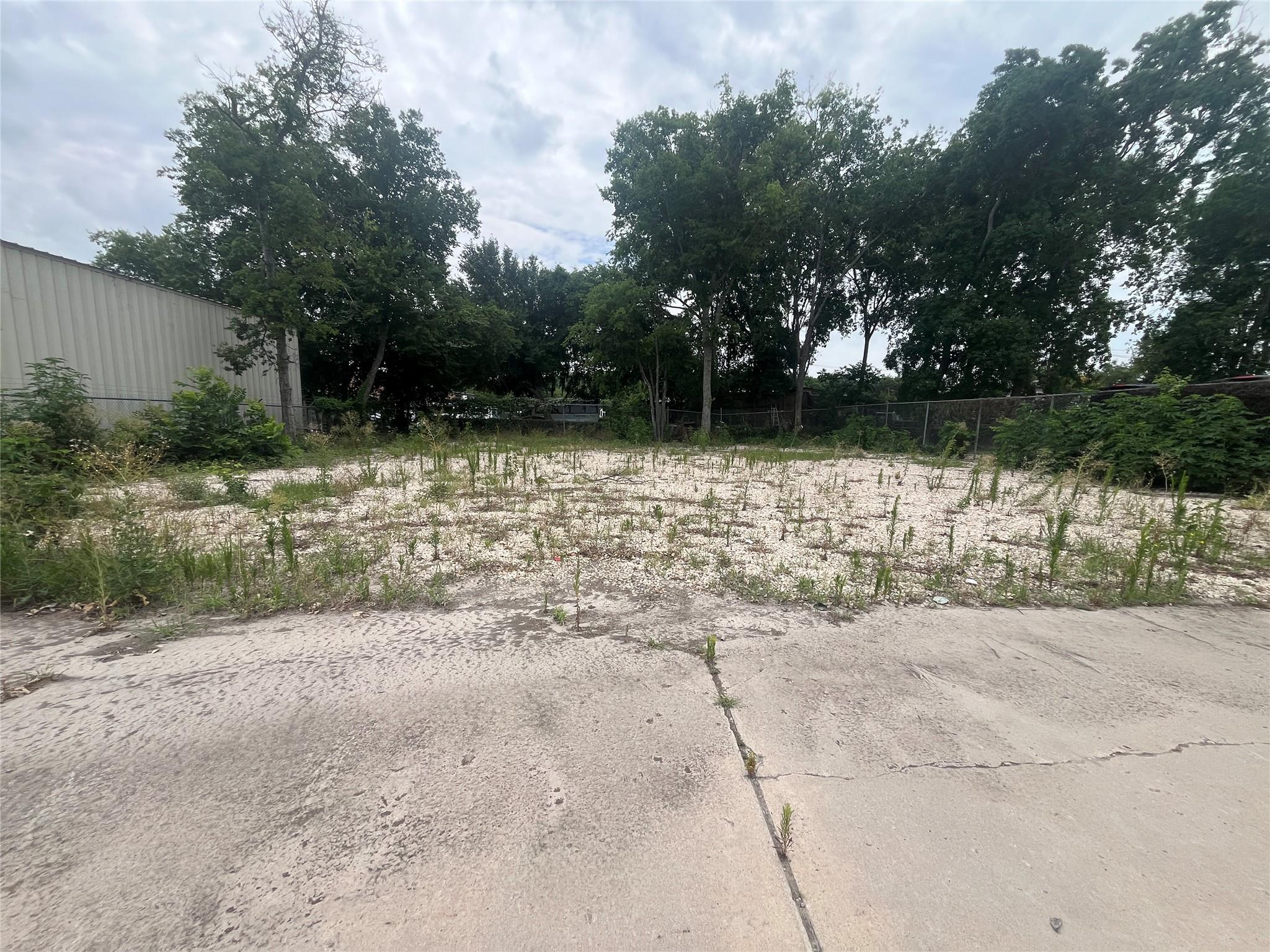 513 Thompson Lane Austin TX 78742