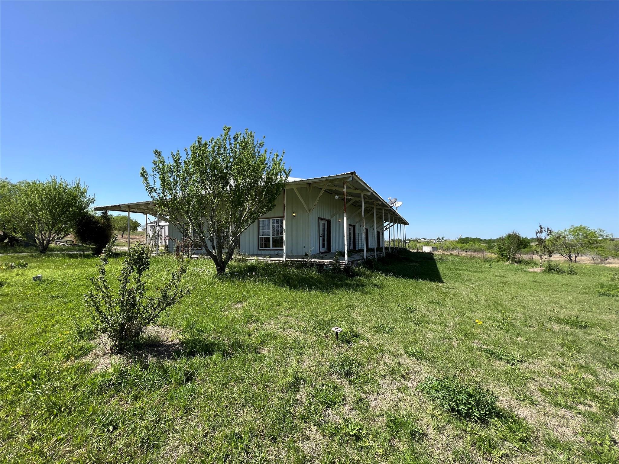 333 County Road 497 Taylor TX 76574