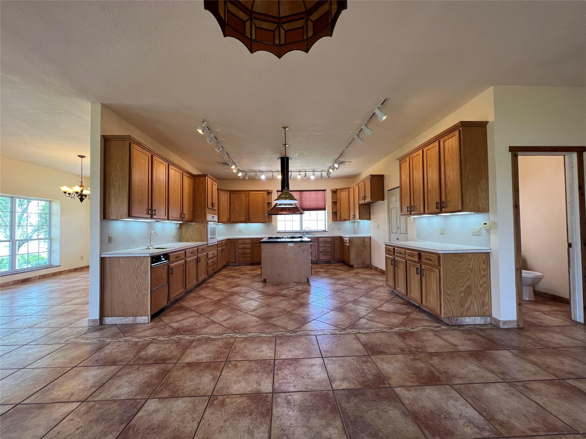 333 County Road 497 Taylor TX 76574