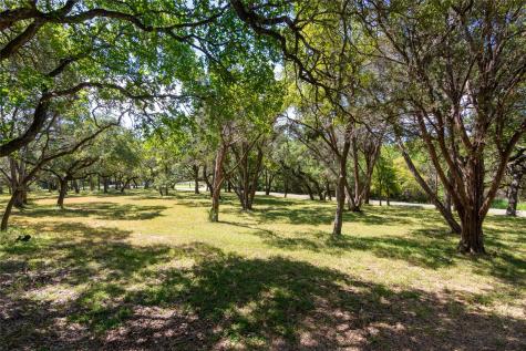 110 Hillsedge Road Wimberley TX 78676