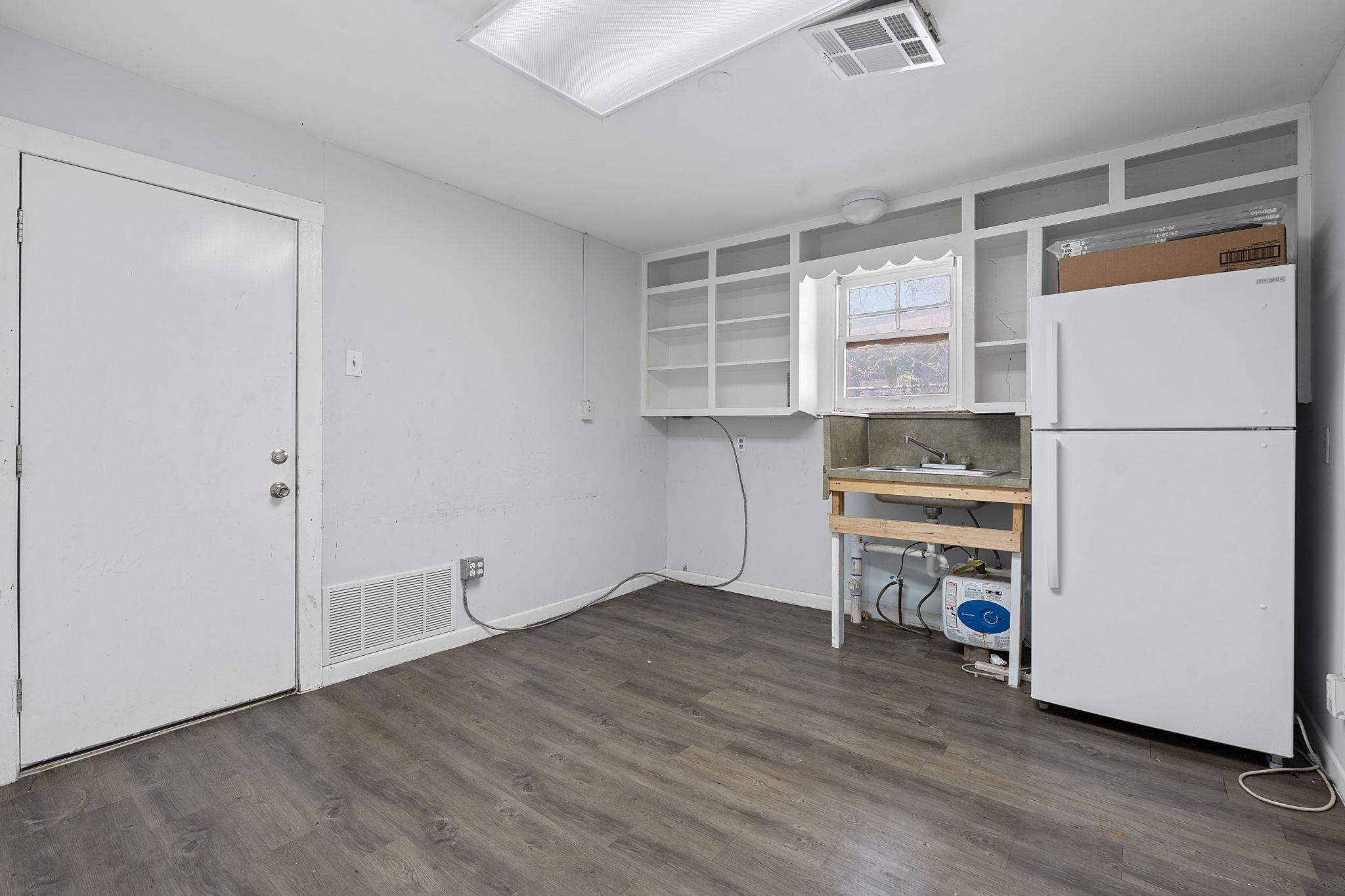 4208 S 1st Street Austin TX 78745