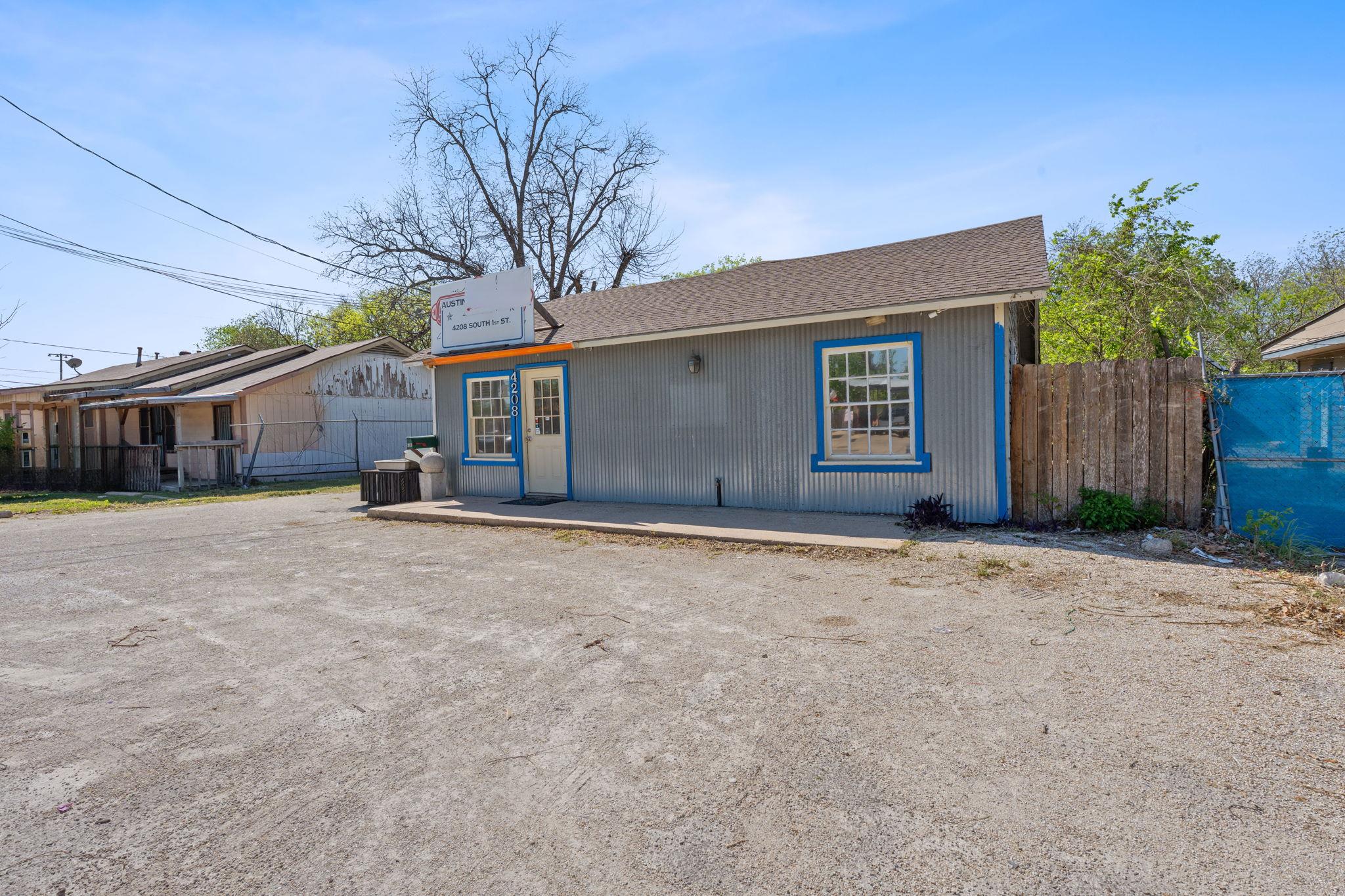 4208 S 1st Street Austin TX 78745