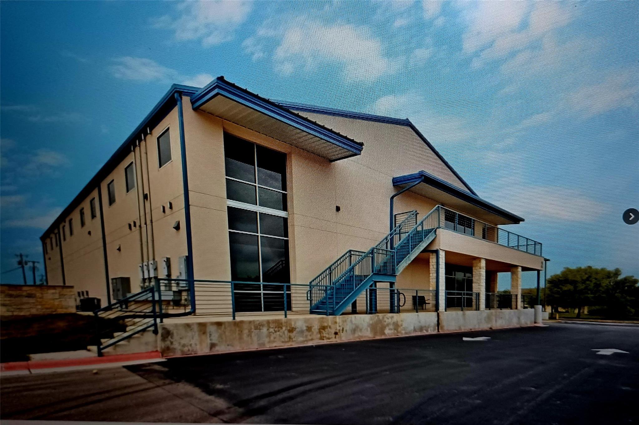 2050 Double Creek Drive Round Rock TX 78664