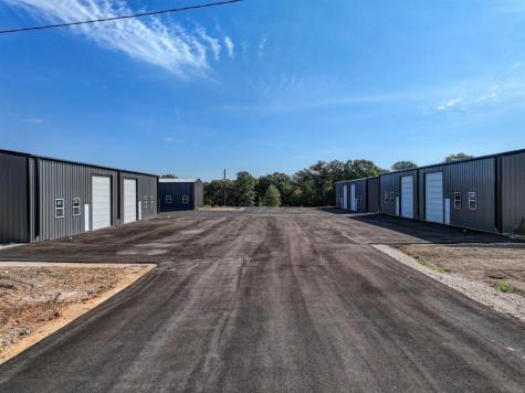 12500 S Us Highway 183 Luling TX 78648