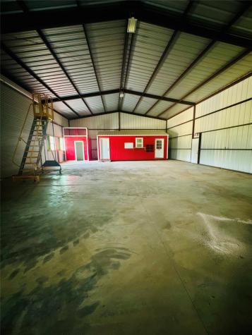 12500 S Us Highway 183 Luling TX 78648