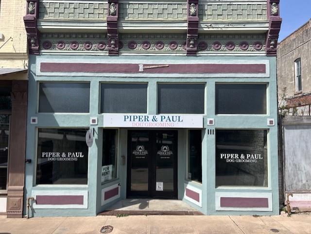 111 N Main Street Taylor TX 76574