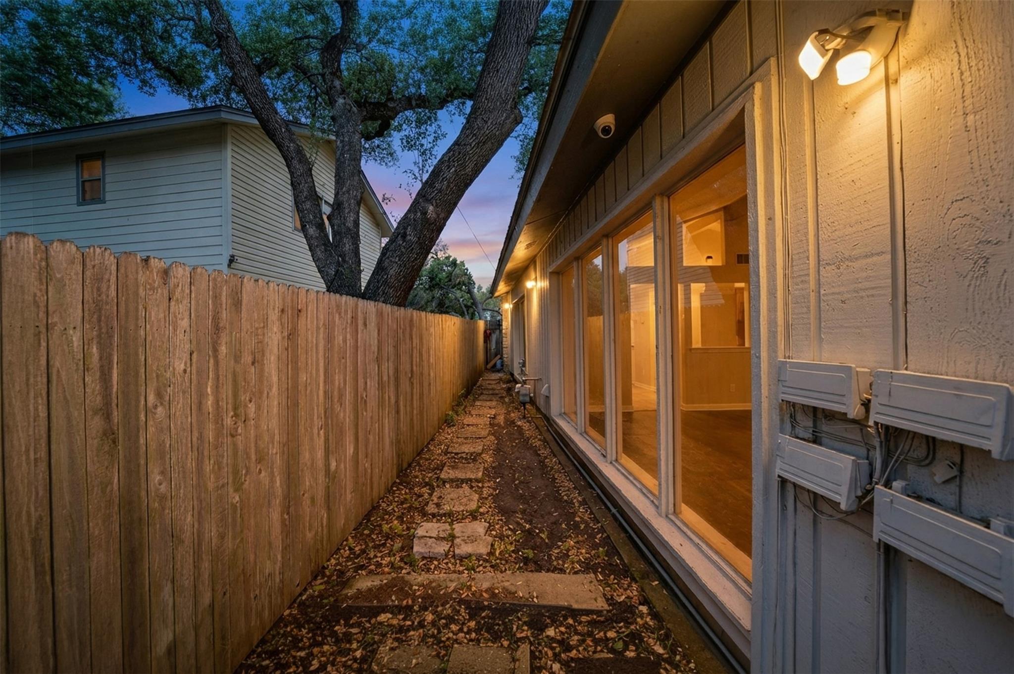 9911 Woodland Village Drive Austin TX 78750