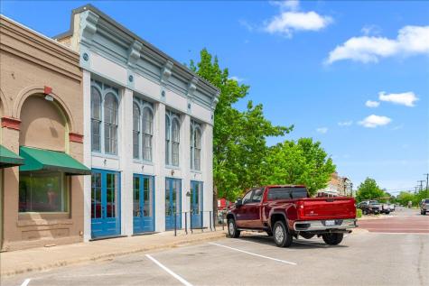 117 East Street Hutto TX 78634