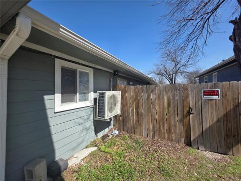 405 S Main Street S Taylor TX 76574