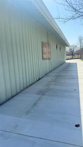1425 N Main Street Taylor TX 76574