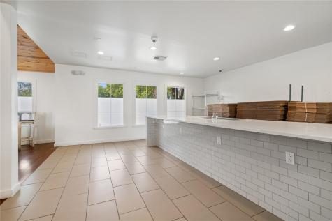 502 Thompson Lane Austin TX 78742