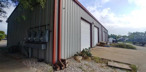 623 W Front Street Hutto TX 78634