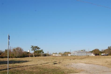 621 N Commerce Street Lockhart TX 78644