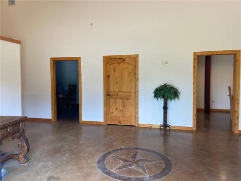 123 High Grove Road Cedar Creek TX 78612