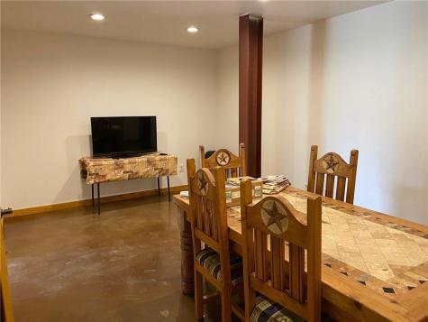 123 High Grove Road Cedar Creek TX 78612