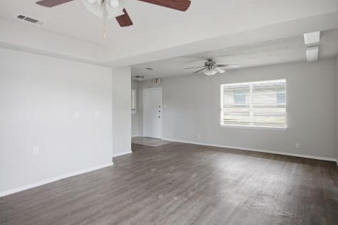 1305 S Mays Street Round Rock TX 78664