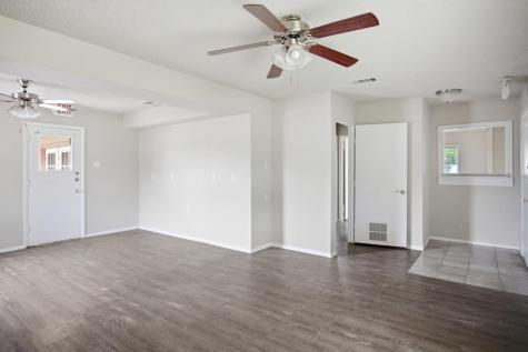 1305 S Mays Street Round Rock TX 78664