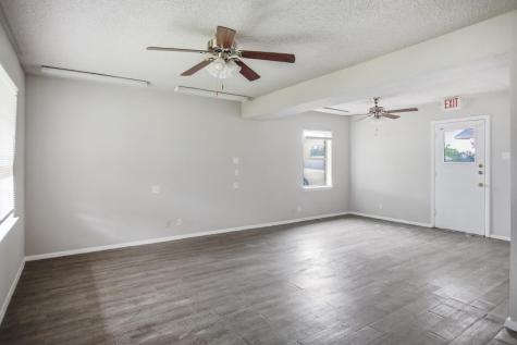 1305 S Mays Street Round Rock TX 78664