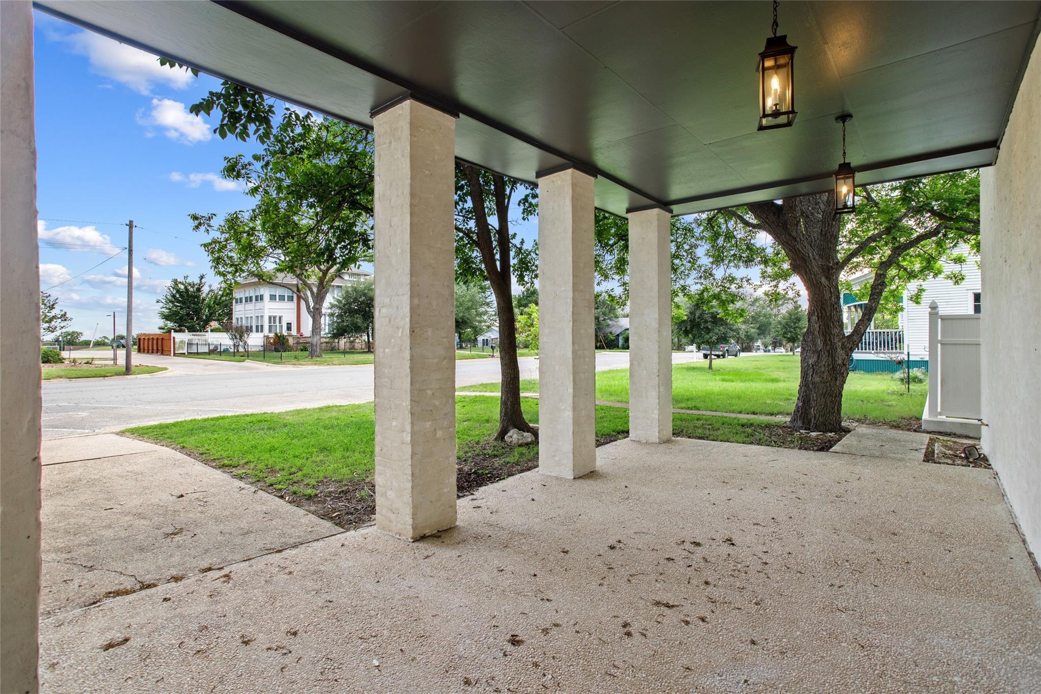 189 S Manse Avenue Giddings TX 78942