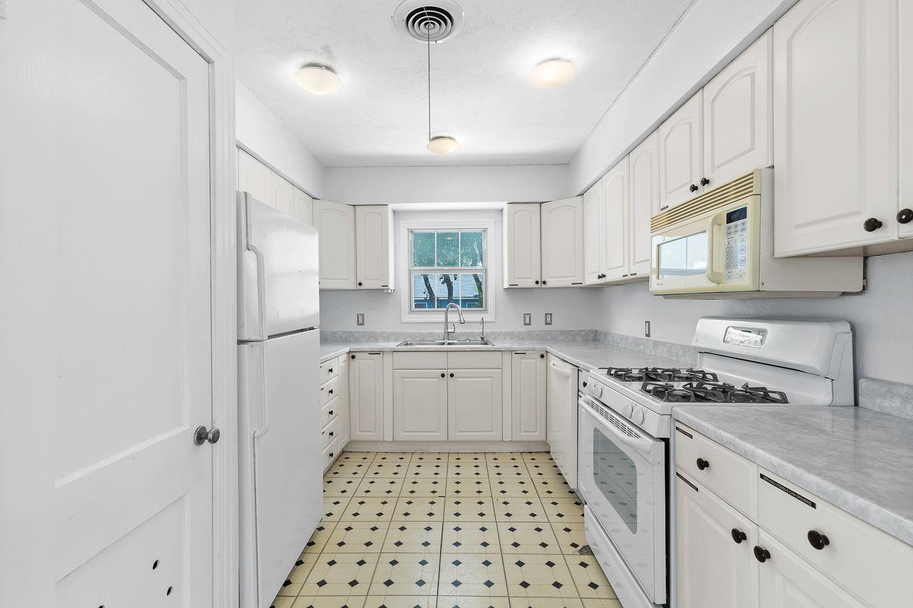 4408 Norwood Lane Austin TX 78744