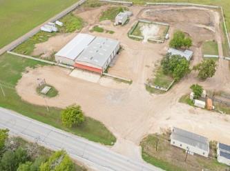 744 Fm 609 La Grange TX 78945