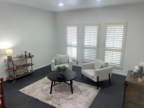 700 N Main Street Taylor TX 76574