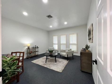 700 N Main Street Taylor TX 76574