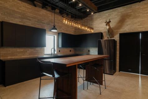 195 American Way Dripping Springs TX 78620