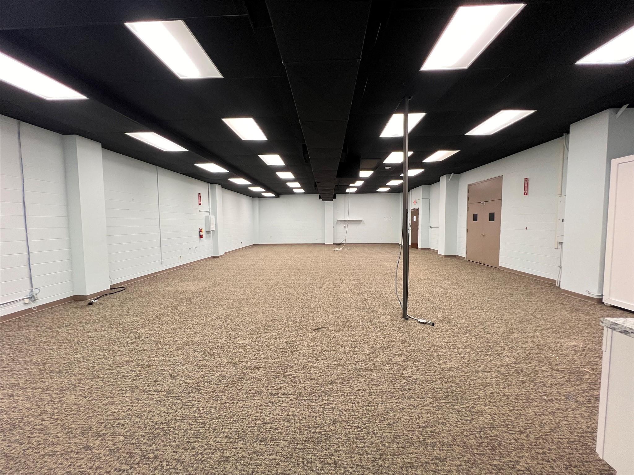 211 W 3rd Street Taylor TX 76574