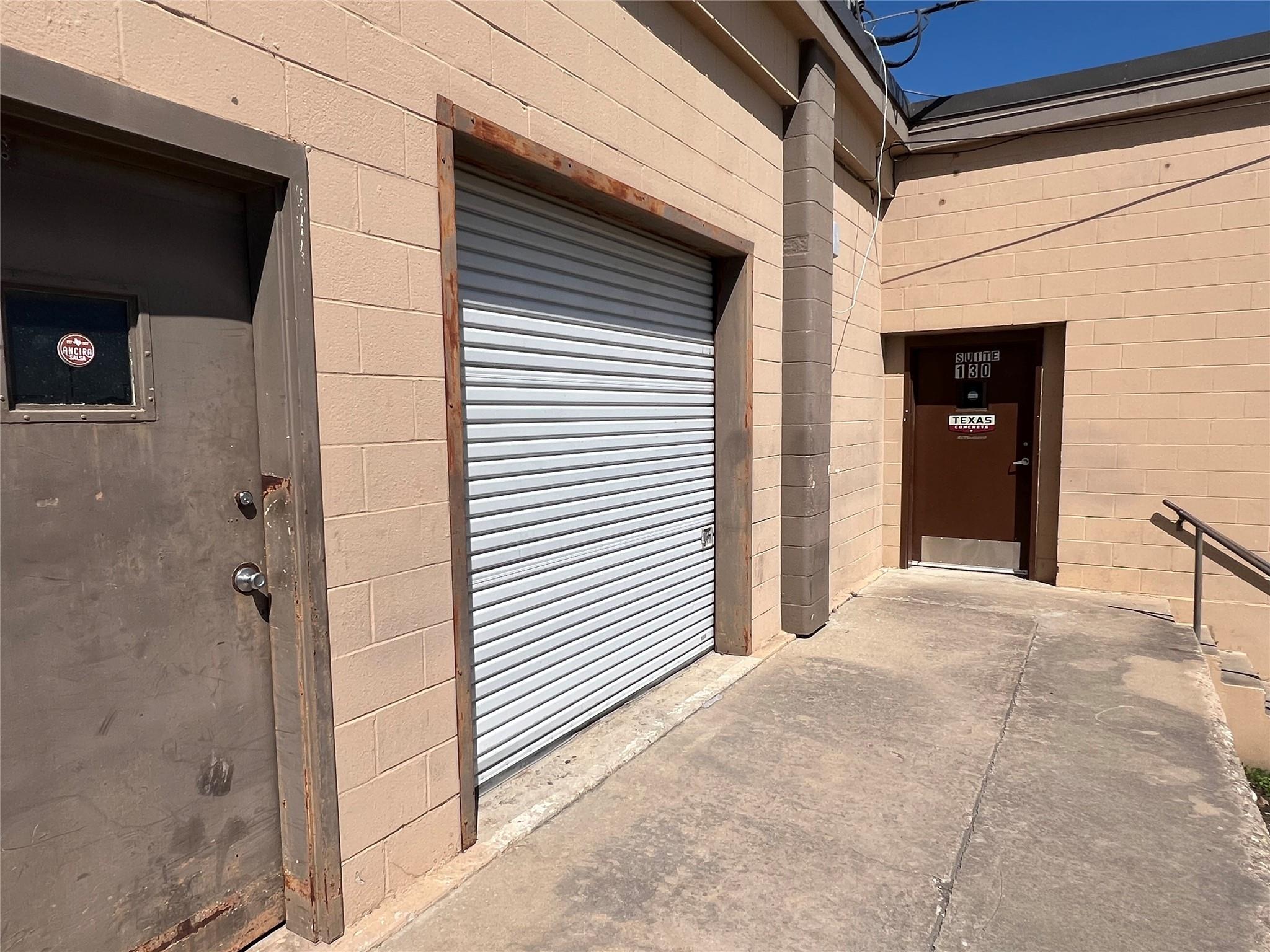 211 W 3rd Street Taylor TX 76574