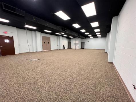 211 W 3rd Street Taylor TX 76574