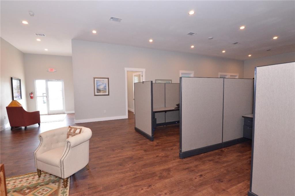 2440 E Highway 290 Highway Dripping Springs TX 78620
